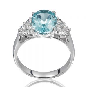 Oval Cut Aquamarine and diamond Ring