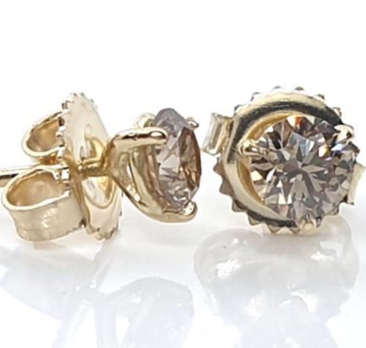 3 claw Champagne Diamond Stud Earrings